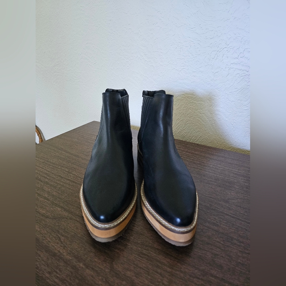 Roolee Black and Tan Ankle Boots with Platform Sole - Picture 8 of 8